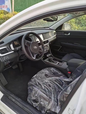 Hybride 2.0L GLS 6 Geschwindigkeit Kias K5 AN Limousine benutztem mittelgroßem Auto 115kw