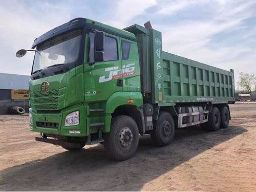 12 Reifen Faw benutzten Hochleistungs-Geschwindigkeits-Handbuch 8*4 430HP der LKW-12