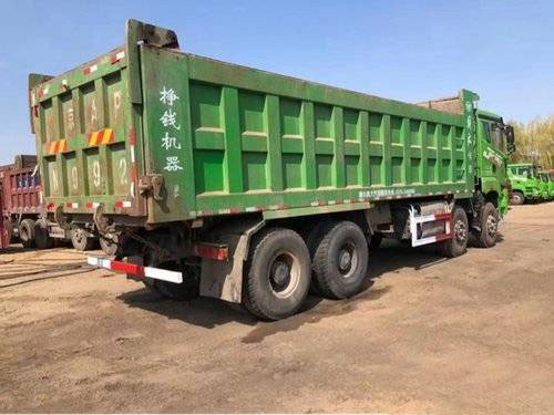 12 Reifen Faw benutzten Hochleistungs-Geschwindigkeits-Handbuch 8*4 430HP der LKW-12
