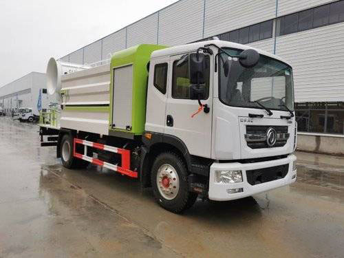 Dongfeng Duolika D9 benutzte Wasser-Tankwagen