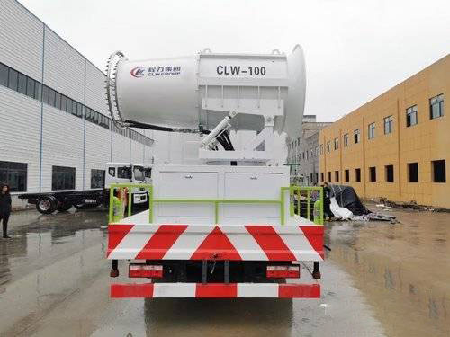 Dongfeng Duolika D9 benutzte Wasser-Tankwagen